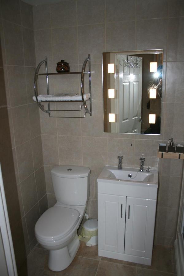 Bed and Breakfast The Fairmile Lytham St Annes Habitación foto